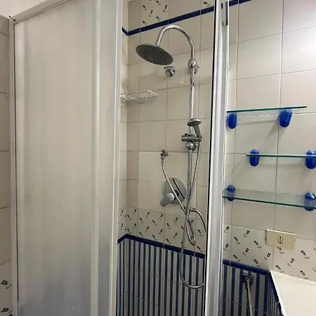 Affittacamere Stanza Con Ottima Posizione Roma