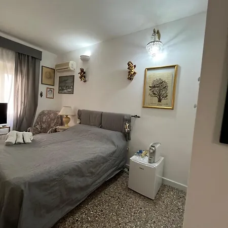 Stanza Con Ottima Posizione 3* Rzym